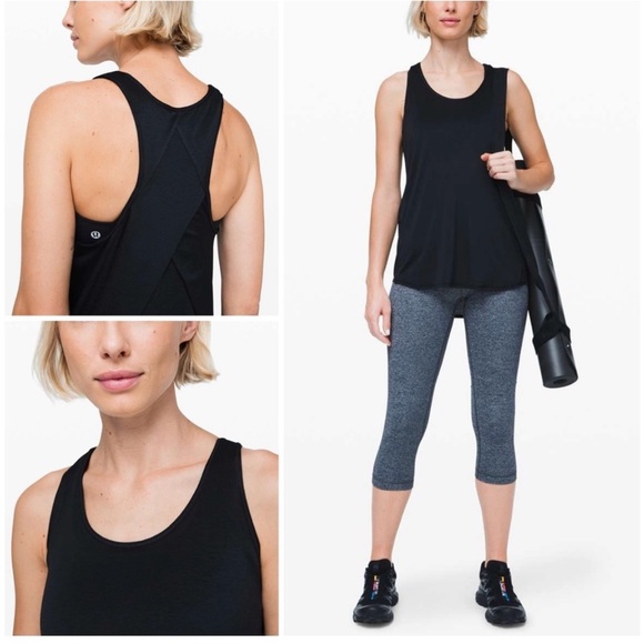 NWT Lululemon Essential Tank *pleated - Picture 5 of 7